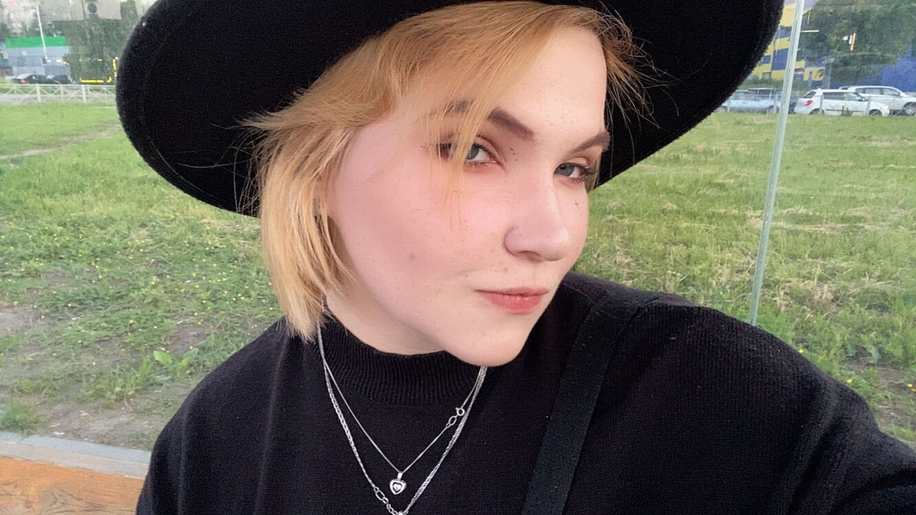  44371049  , 19 ,    -