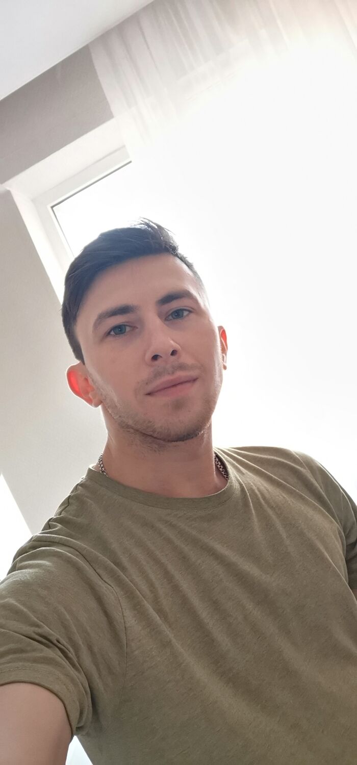  ,   Dmitry, 32 ,   ,   