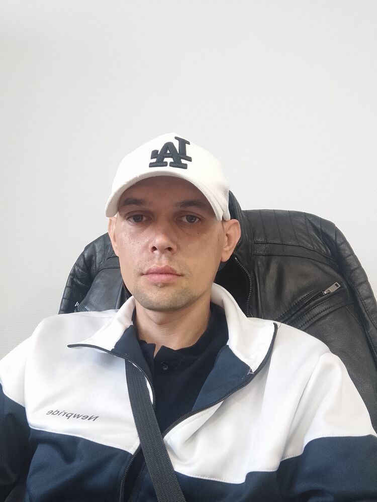 53223869  , 34 ,    