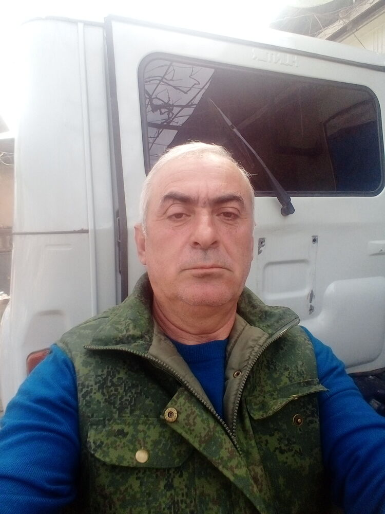  26015509  Suren, 58 ,    
