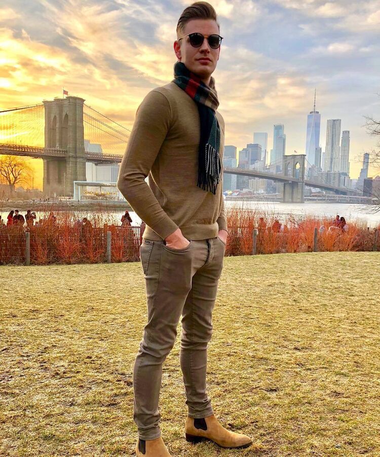 ���� 49573329 ������� �����, 32 ����, ���� ���������� � �����