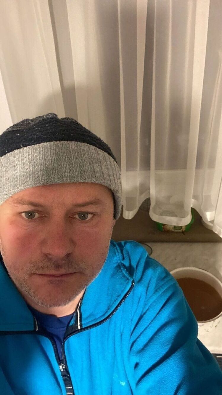  54071059  Yurii, 45 ,    Warszawa