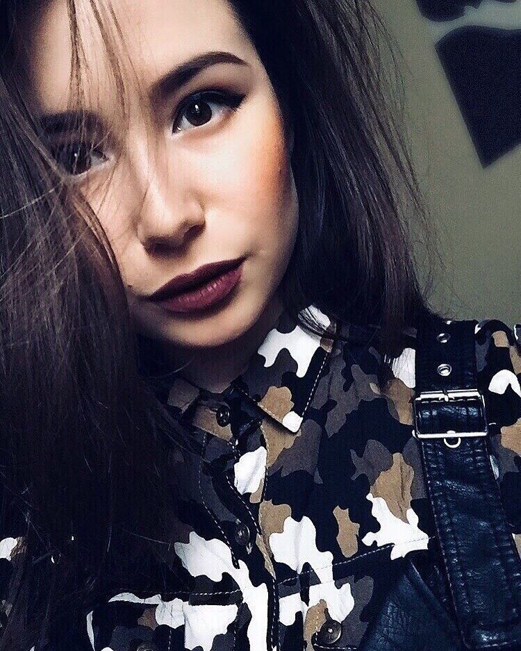  ,   Leyla, 24 ,   ,   , c 