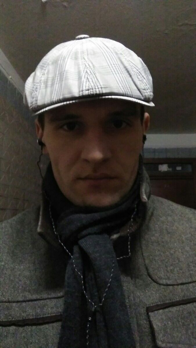  ,   Sergiu, 34 ,     , c 