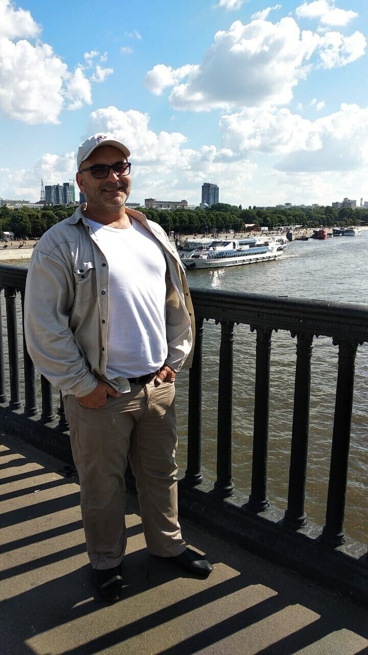  25179649  Ruslan, 50 ,    