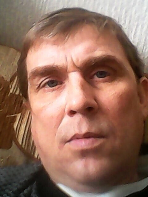  21767379  , 49 ,    