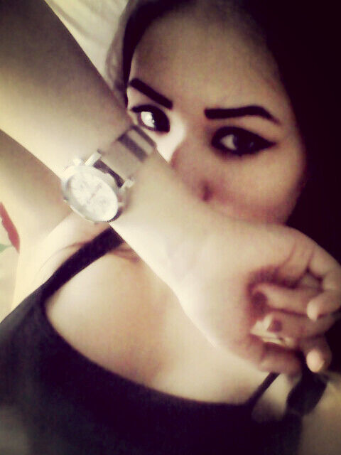  46258179  LIKA, 28 ,    