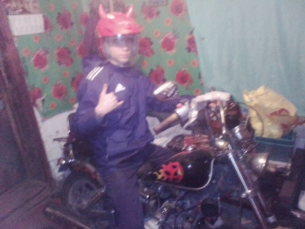  15867229  , 28 ,    