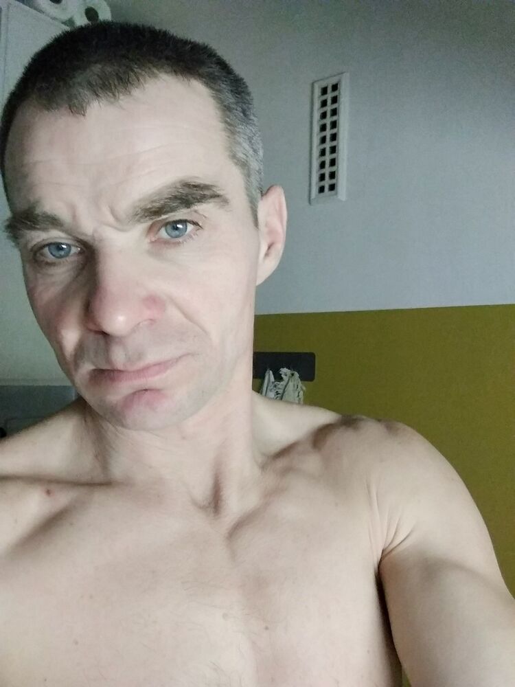  ,   Robert, 48 ,   ,   , c 