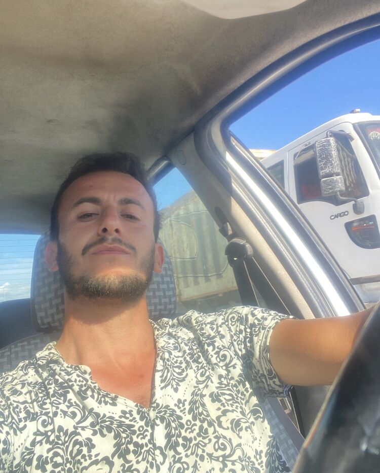  36678719  EmirAydemir, 32 ,    