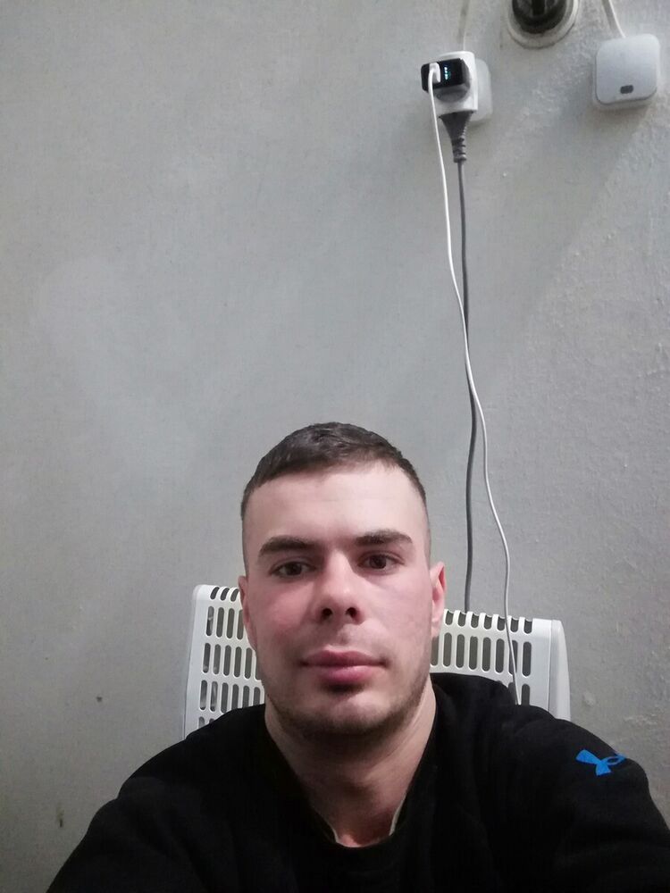  21703819  , 34 ,     