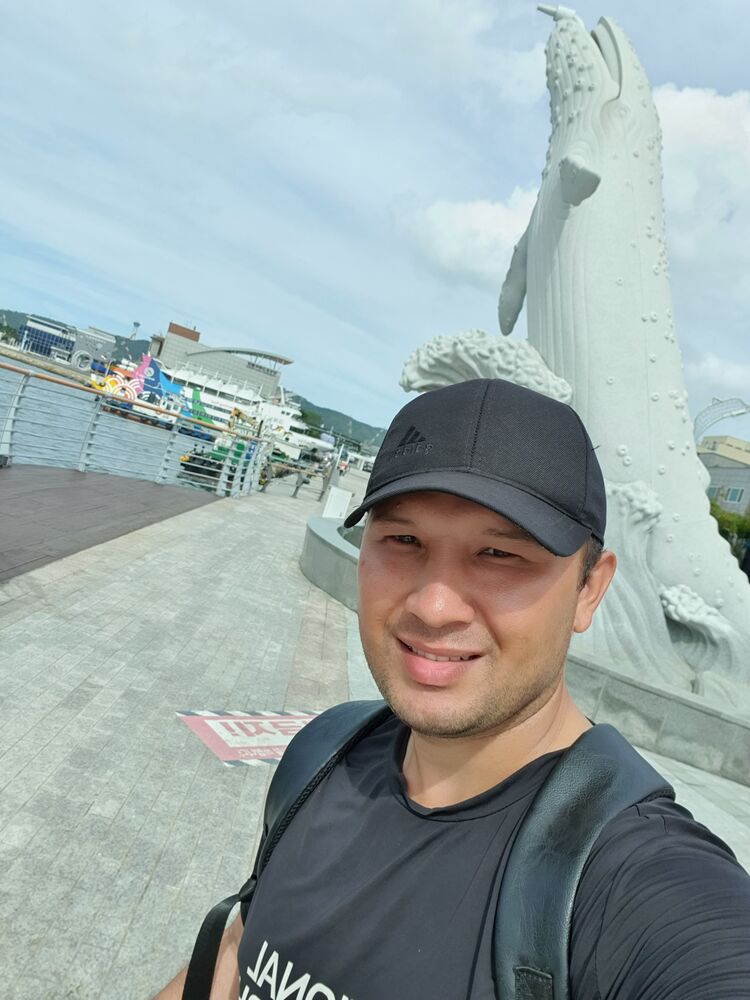  ,   Doniyor, 33 ,   ,   