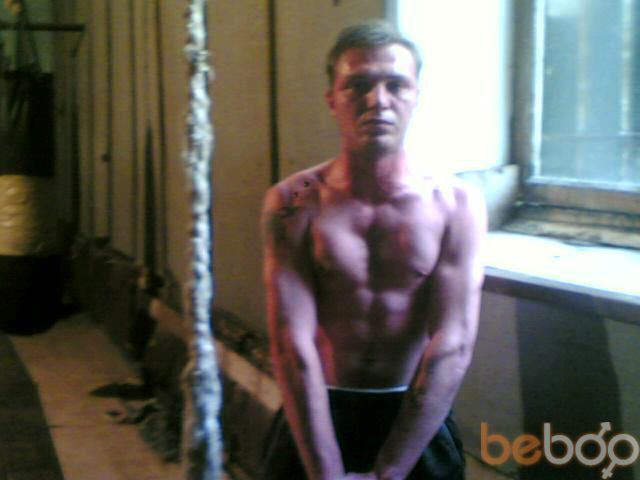  1040399  Davit, 39 ,    