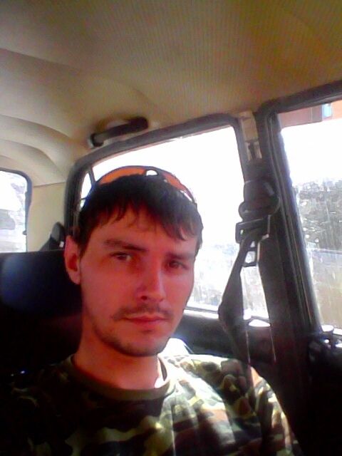  40218049  , 33 ,    