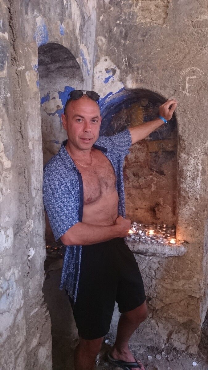  9965499  Taras, 45 ,    