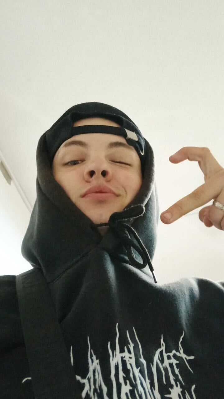  45578379  , 22 ,    