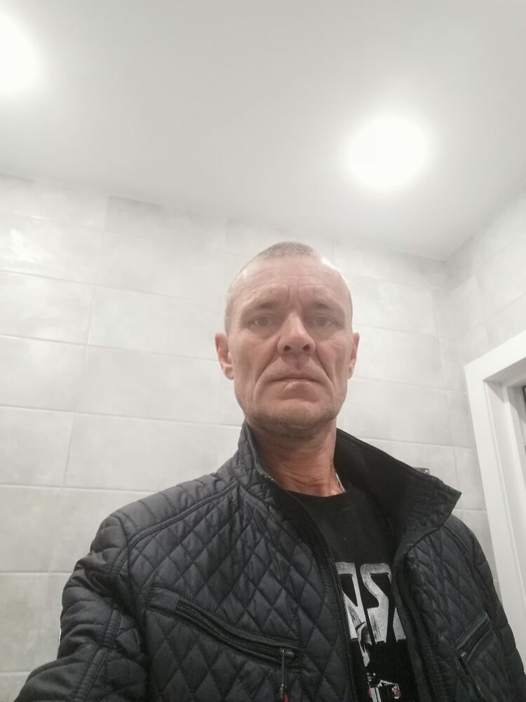  46016139  , 52 ,    