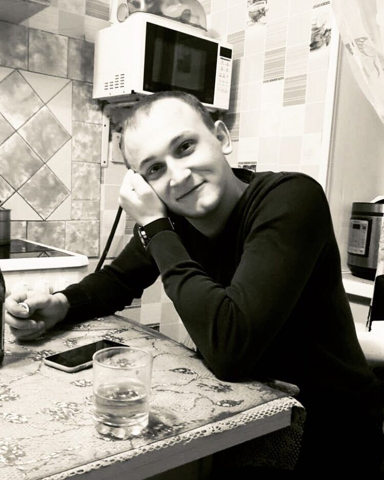  -,   Alexander, 30 ,   ,   , c 