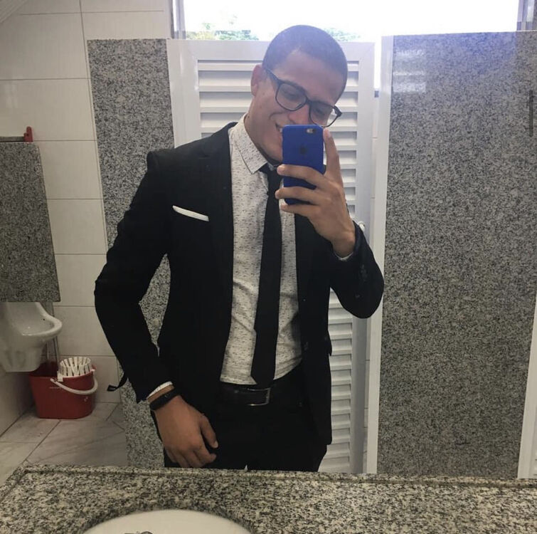  ,   Christian, 37 ,   ,   , c , 