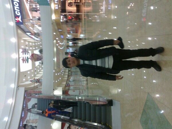  ,   Rollan, 39 ,   