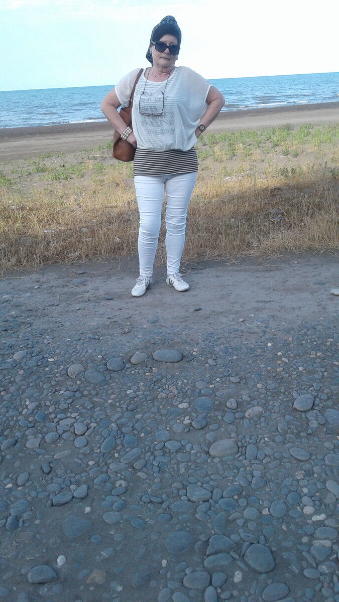  ,   Lubov, 68 ,  