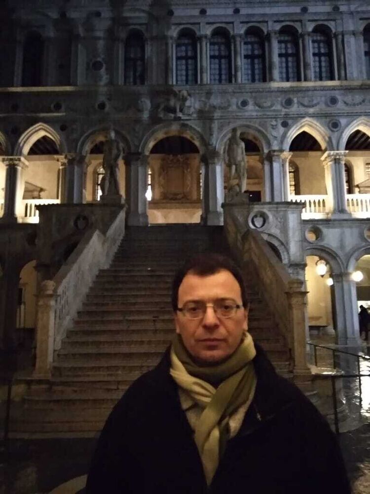  20383519  Vlad, 46 ,    -