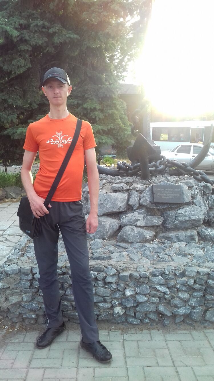  23564469  Pavel, 39 ,    