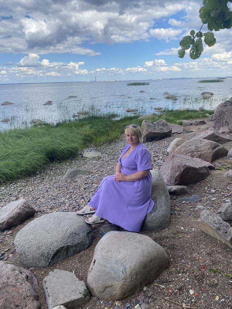  27584129  , 49 ,    -