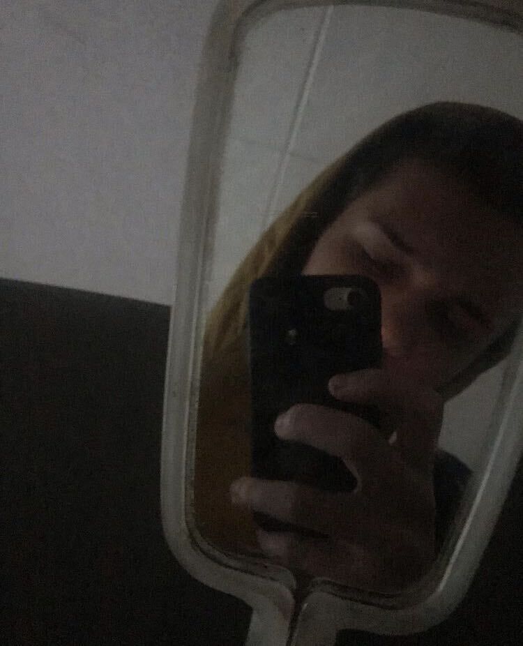  37112869  , 20 ,    