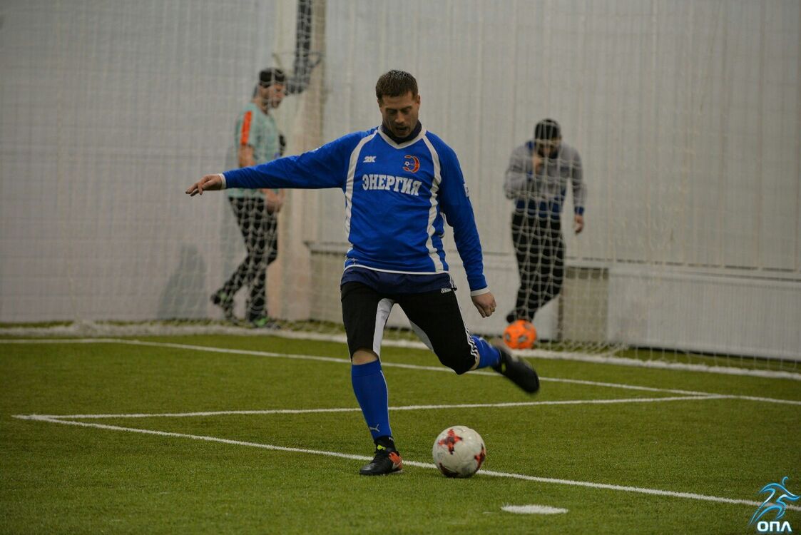  54474409  ALEX S, 44 ,    