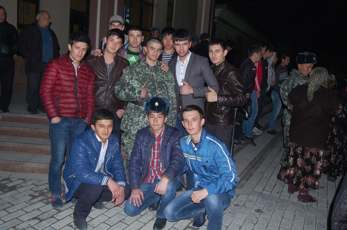  4133119  Abror, 30 ,    