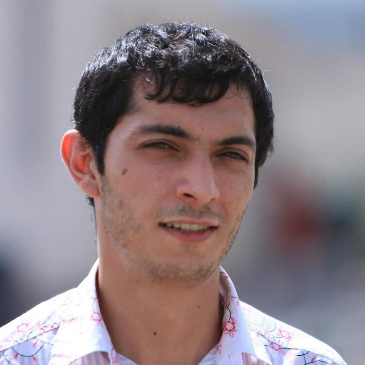  ,   Davit, 35 ,   ,   