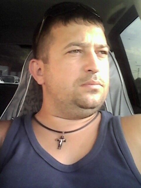  10976049  , 44 ,    --