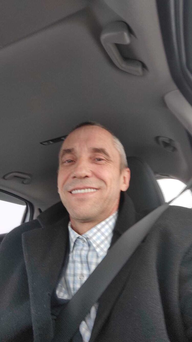  51706109  Alexander, 49 ,    