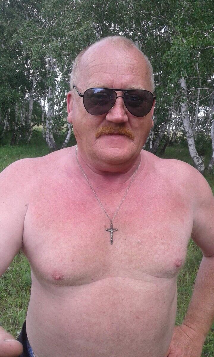  22185739  Oleg, 61 ,    