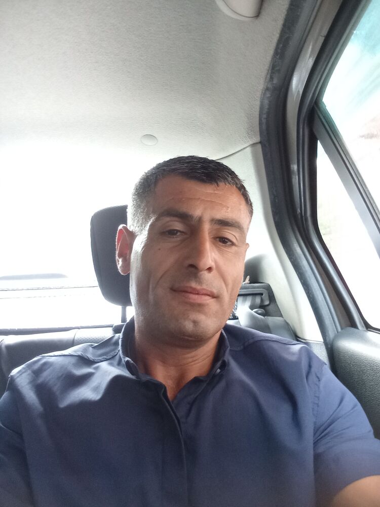 44942689  , 40 ,    