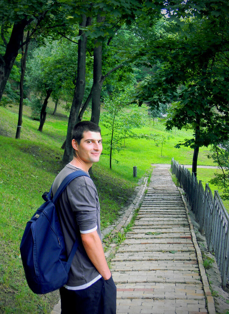  ,   Serj, 39 ,   ,   , c 