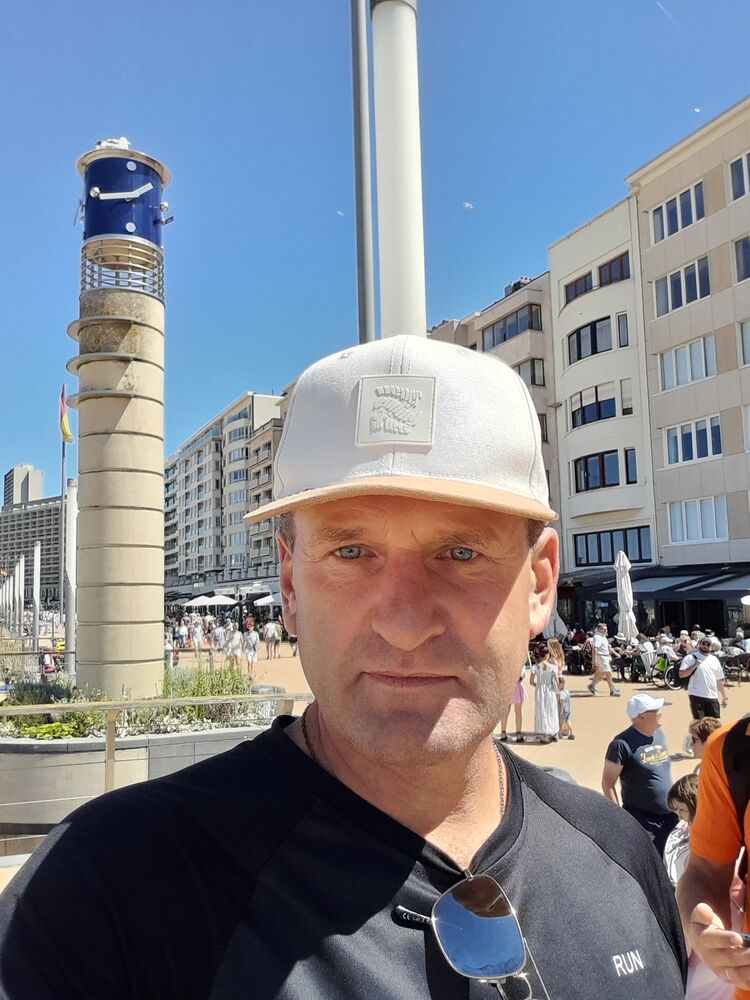  Aalst,   , 49 ,   ,   