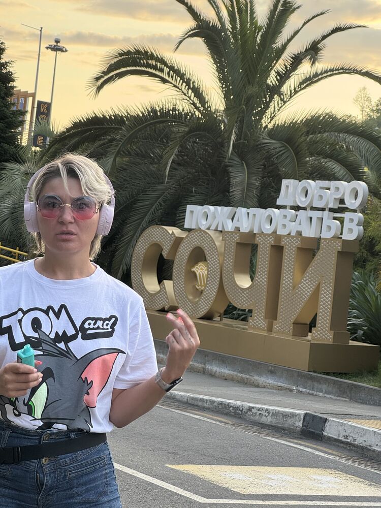  52145379  Katya, 37 ,    