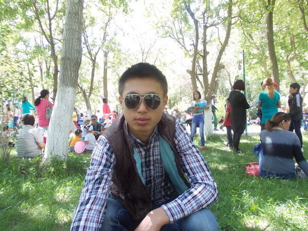  9420449  RUSTAM, 31 ,    