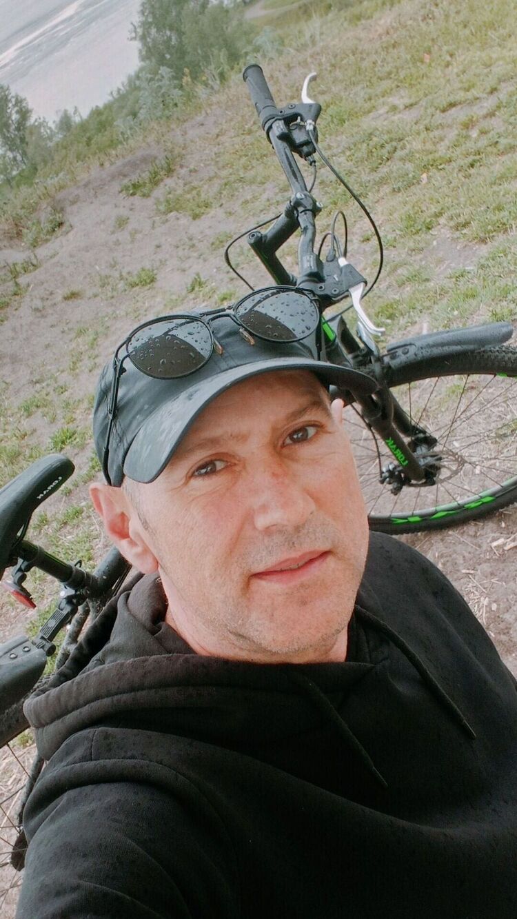  52407169  , 49 ,    