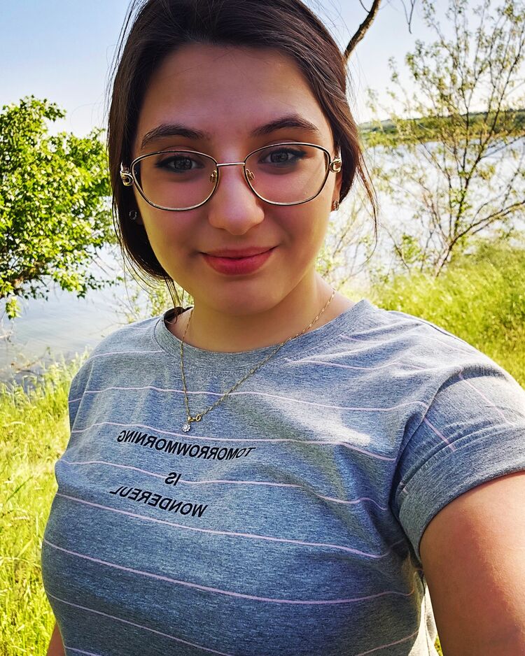  44477419  Yana, 23 ,    Warszawa