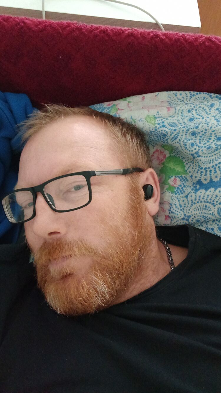  37895459  , 40 ,    