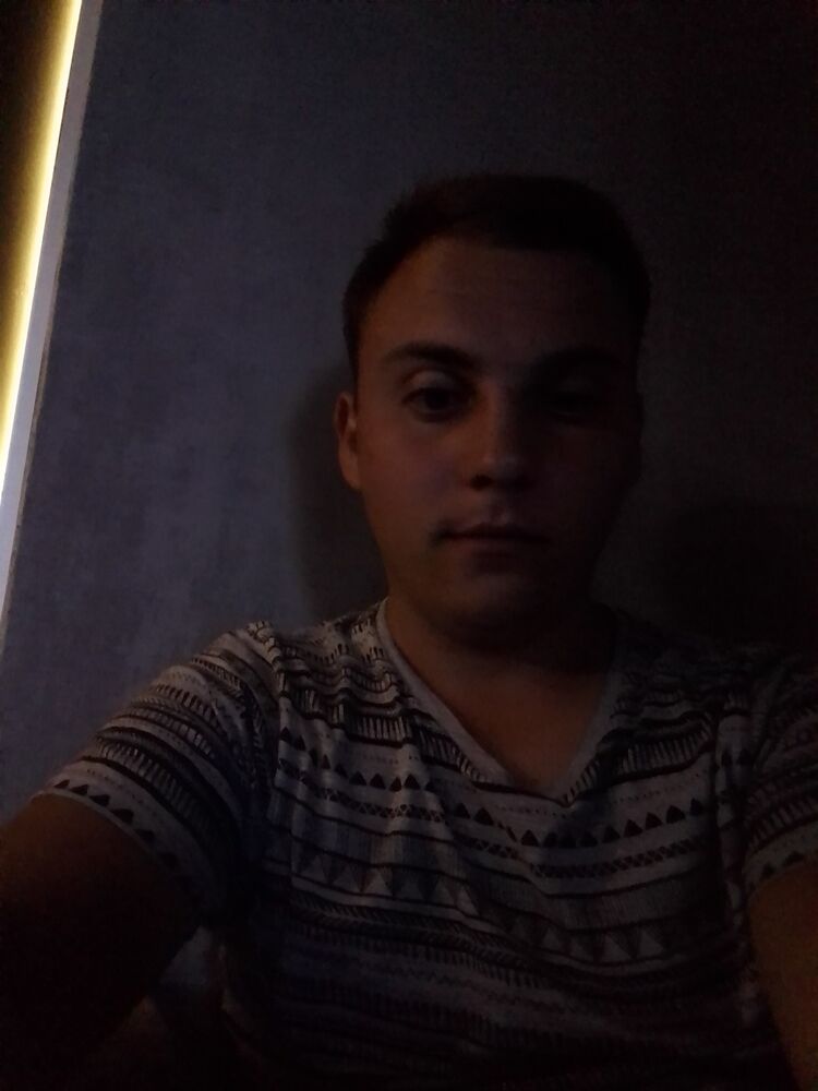  23374439  , 25 ,    