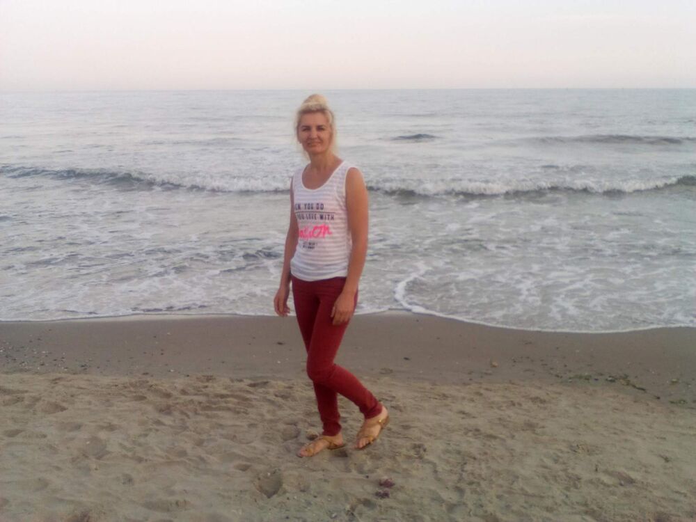  53360729  Sun, 48 ,    