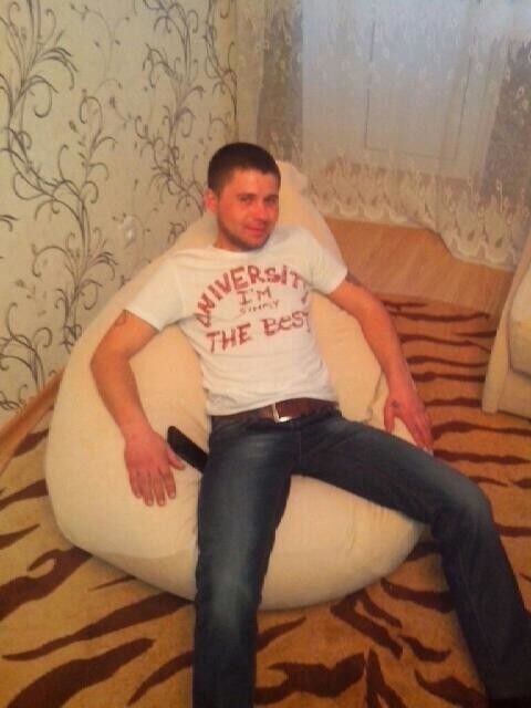  5834989  Garik, 38 ,    --