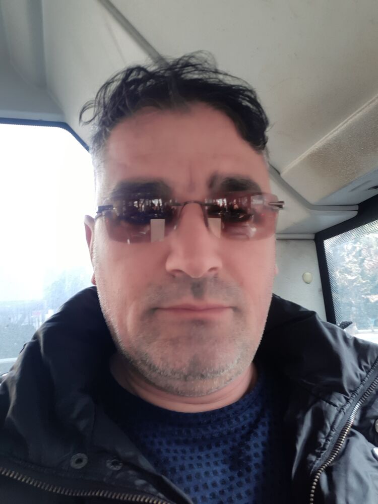  34636519  Valeh, 43 ,    