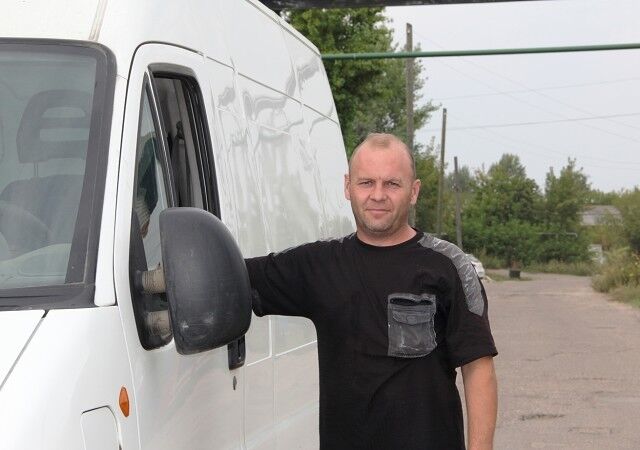  11709959  Alex, 51 ,    