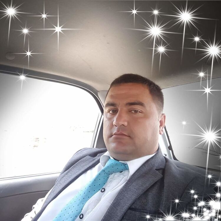 19521539  Ravik, 34 ,    