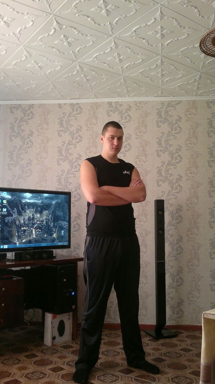  ,   Nikolay, 37 ,   c 